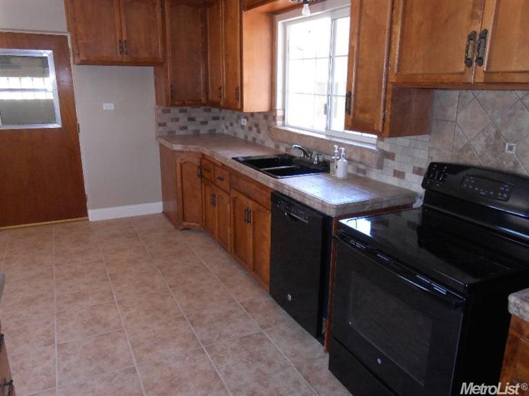 371 Laurel, Gustine, CA 95322 photo 7