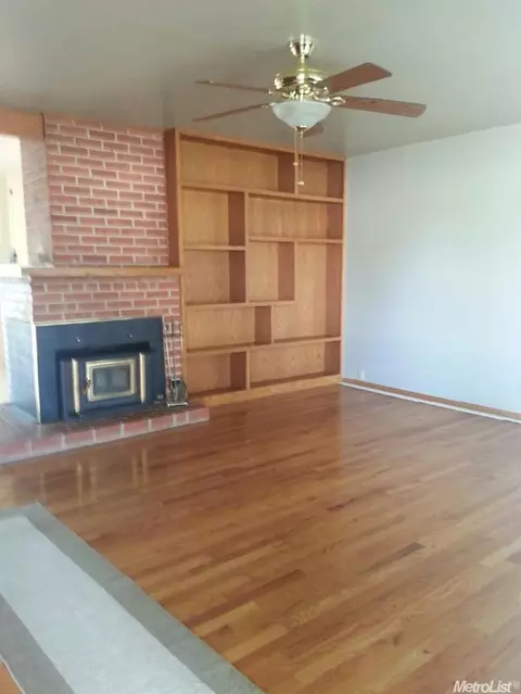 868 Fig Ln, Newman, CA 95360 photo 2