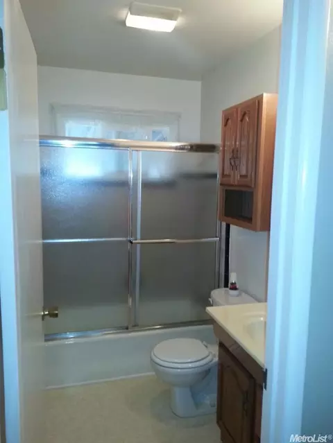 868 Fig Ln, Newman, CA 95360 photo 8