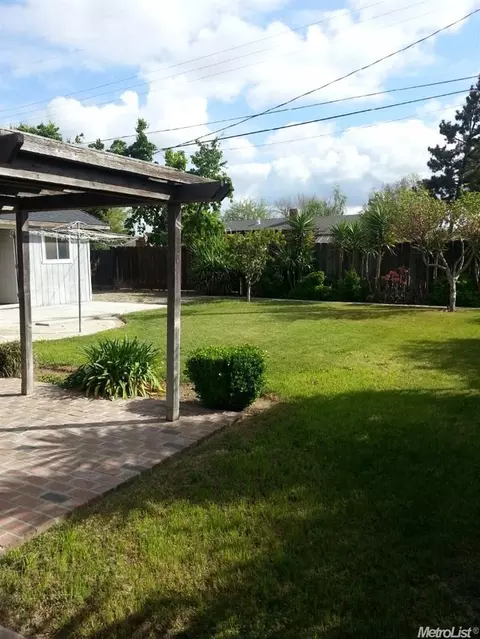 868 Fig Ln, Newman, CA 95360 photo 11