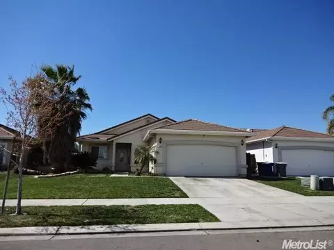 395 Halley Ave, Merced, CA 95341 photo 1