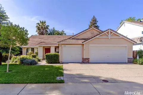 3016 Donato Ln, Davis, CA 95618 photo 1