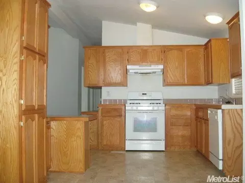 1400 Meredith Ave #19, Gustine, CA 95322 photo 4