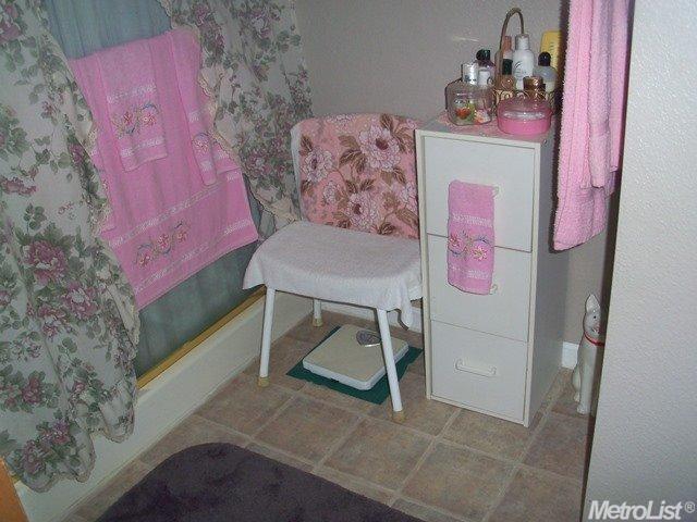 547 Fiero, Manteca, CA 95337 photo 12