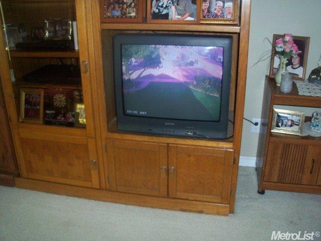 547 Fiero, Manteca, CA 95337 photo 8