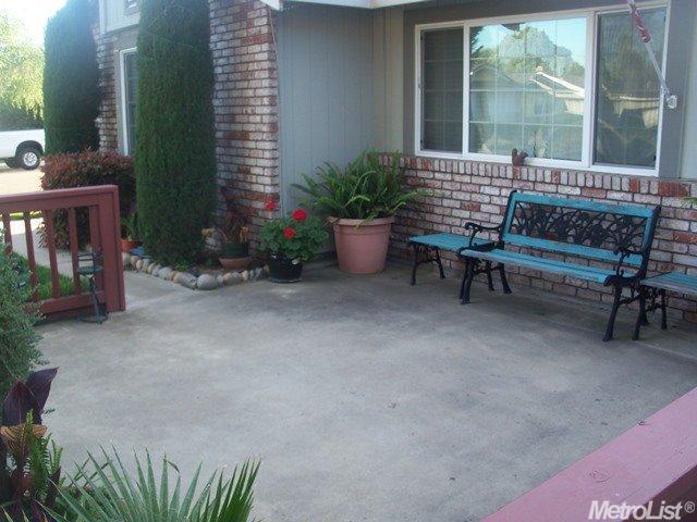 547 Fiero, Manteca, CA 95337 photo 3