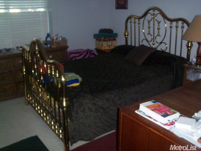 547 Fiero, Manteca, CA 95337 photo 17