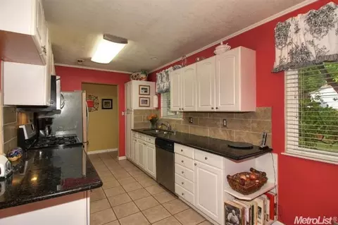 3605 Voleyn St, Carmichael, CA 95608 photo 11
