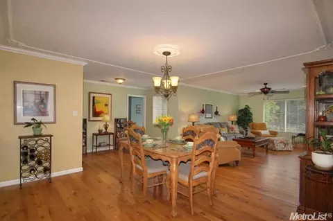 3605 Voleyn St, Carmichael, CA 95608 photo 3