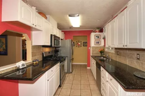 3605 Voleyn St, Carmichael, CA 95608 photo 12
