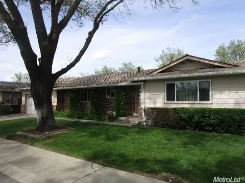 1909 Covington, Modesto, CA 95355 photo 3