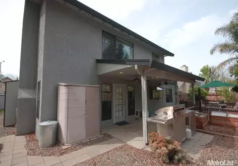 526 Tarland Ln, Patterson, CA 95363 photo 10
