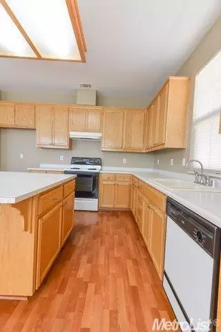 1120 Syracuse Pl, Manteca, CA 95336 photo 12