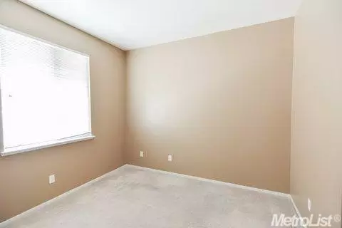 1120 Syracuse Pl, Manteca, CA 95336 photo 8