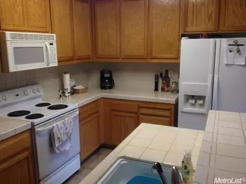 3601 Lookout Dr, Modesto, CA 95355 photo 6