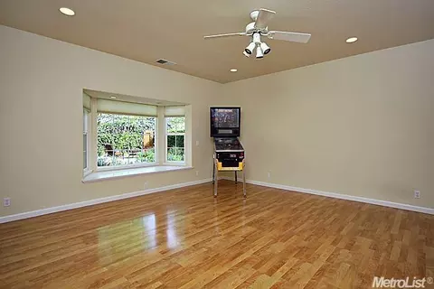2829 Emerald Bay Dr, Davis, CA 95618 photo 16