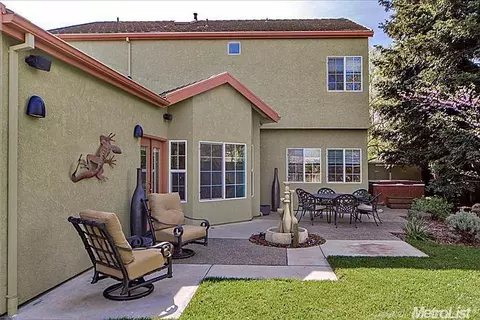 2829 Emerald Bay Dr, Davis, CA 95618 photo 3