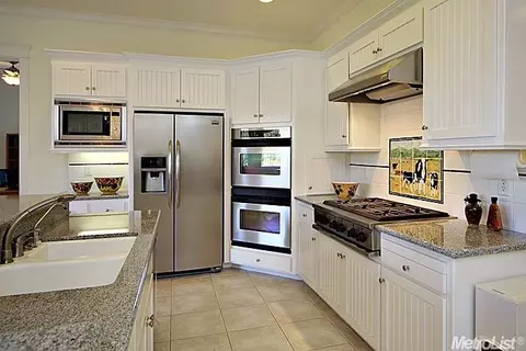 2501 Rockwell Dr, Davis, CA 95618 photo 12