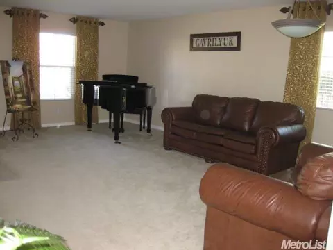 4469 Pittsfield Way, Mather, CA 95655 photo 2