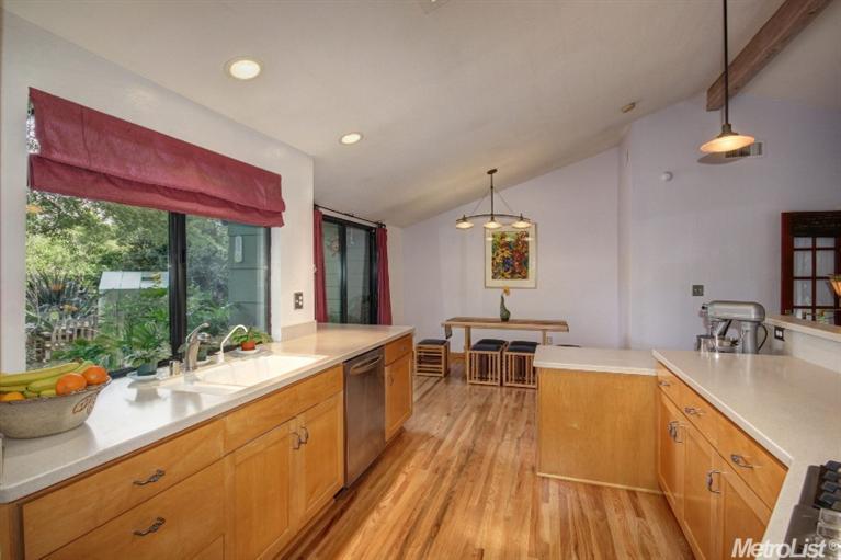 43426 Walnut Ln, Davis, CA 95618 photo 9