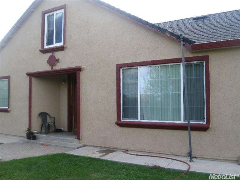 13465 Eberhard Rd, Lodi, CA 95240 photo 2
