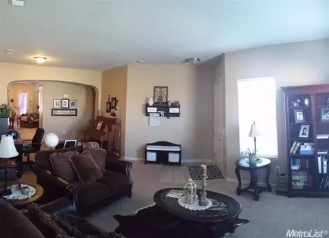 218 Tower Way, Newman, CA 95360 photo 3