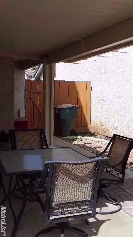 2332 Quail Run Cir, Modesto, CA 95355 photo 8
