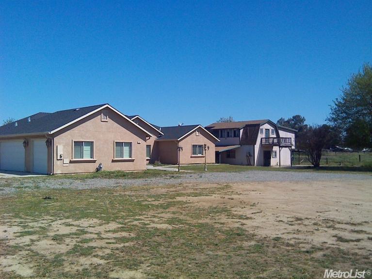 3825 Claribel Rd, Modesto, CA 95357 photo 3