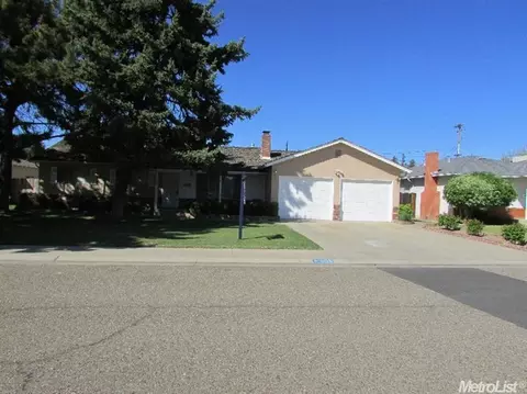 905 Runyan Dr, Turlock, CA 95382 photo 1
