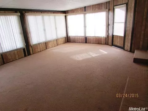 905 Runyan Dr, Turlock, CA 95382 photo 6