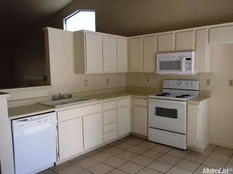 3508 Bayboro Dr, Modesto, CA 95357 photo 4