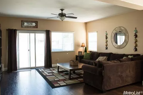 2324 Triumph Ct, Turlock, CA 95380 photo 6