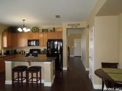 2324 Triumph Ct, Turlock, CA 95380 photo 8