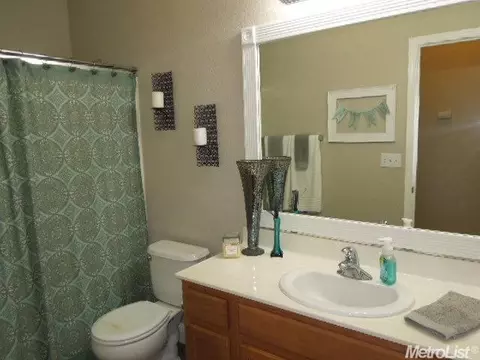 2324 Triumph Ct, Turlock, CA 95380 photo 17