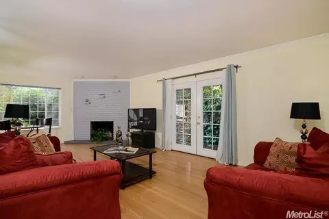2935 California Ave, Carmichael, CA 95608 photo 3