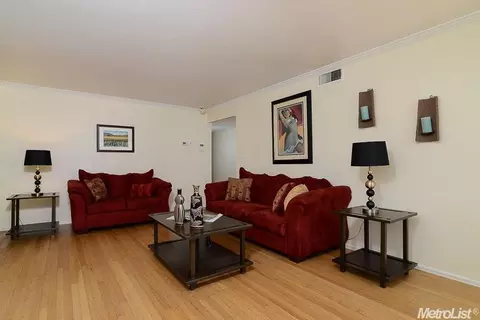 2935 California Ave, Carmichael, CA 95608 photo 4