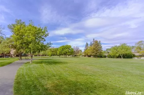 2203 Alto Ct, Davis, CA 95616 photo 17