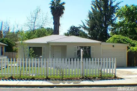306 E Fairmont Ave, Modesto, CA 95354 photo 1