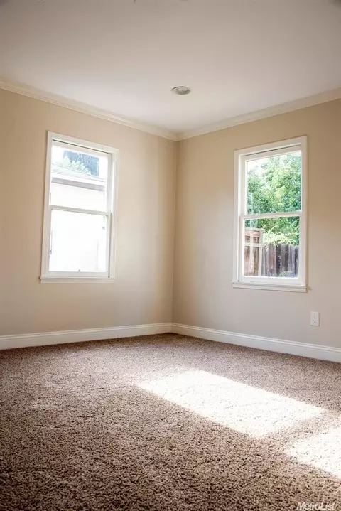 306 E Fairmont Ave, Modesto, CA 95354 photo 10