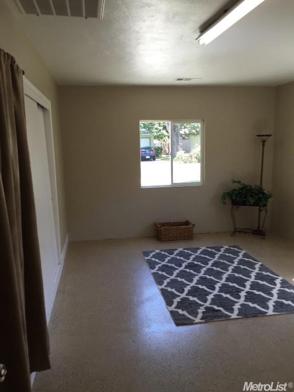 1437 Ardmore Ave, Modesto, CA 95350 photo 5