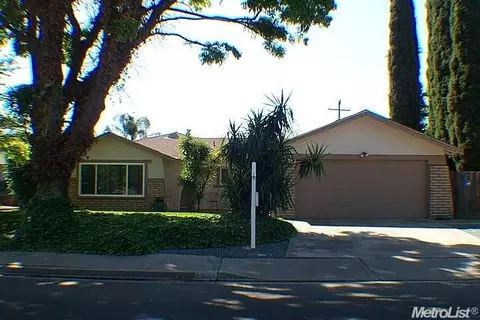 3020 Laramie, Modesto, CA 95355 photo 1