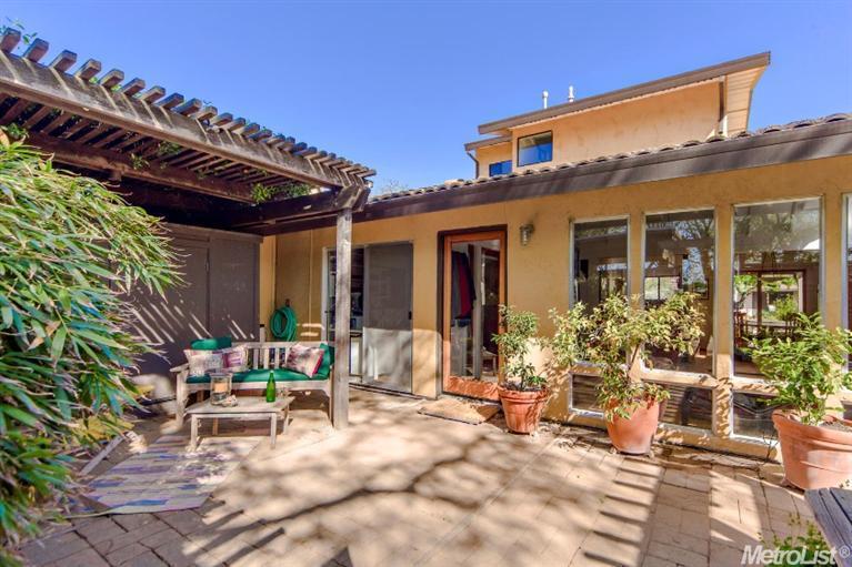 2321 Evenstar Ln, Davis, CA 95616 photo 2
