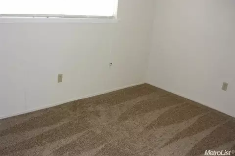 6801 27th St, Sacramento, CA 95822 photo 11