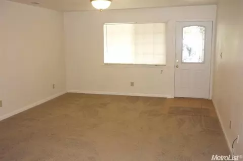 6801 27th St, Sacramento, CA 95822 photo 7