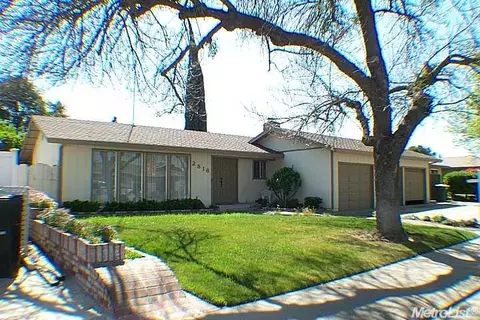 2816 Stoneridge Dr, Modesto, CA 95355 photo 1
