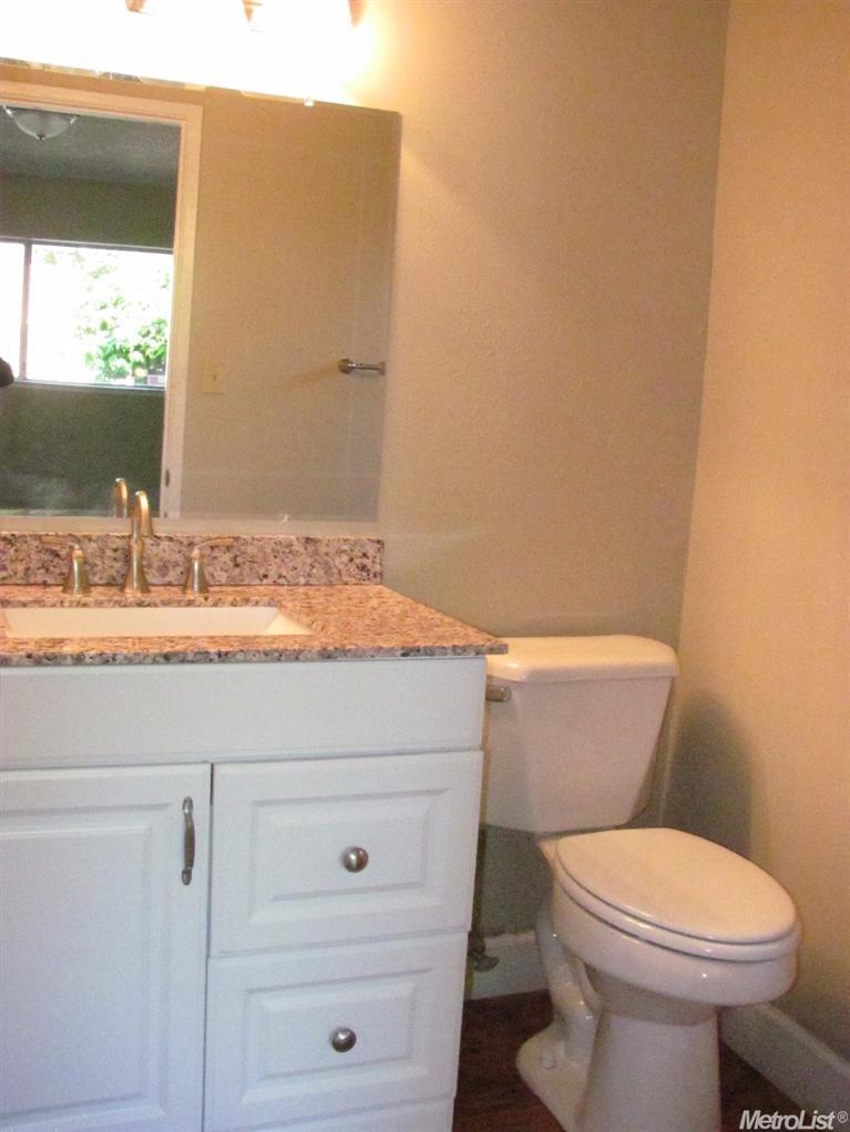 1805 Lobero Ln, Modesto, CA 95355 photo 11