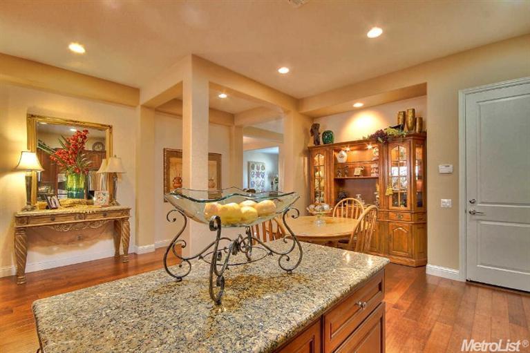 2105 Devonport Loop, Roseville, CA 95747 photo 15