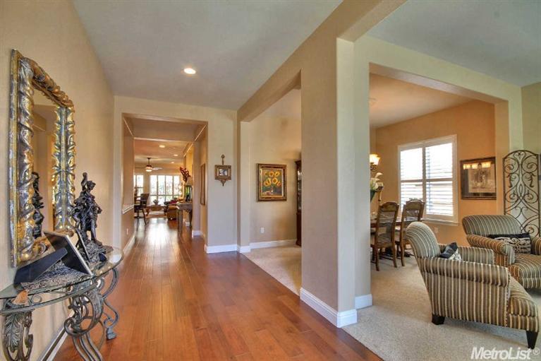 2105 Devonport Loop, Roseville, CA 95747 photo 4