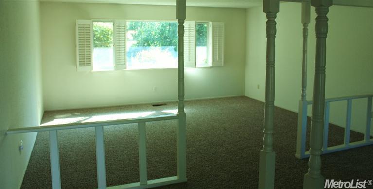 5220 Heritage Dr, Carmichael, CA 95608 photo 4