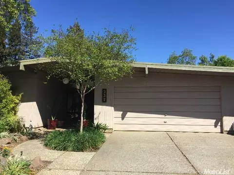537 Isla Pl, Davis, CA 95616 photo 2